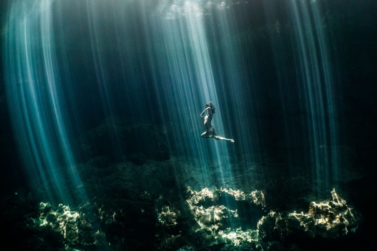 julie gautier artistic underwater